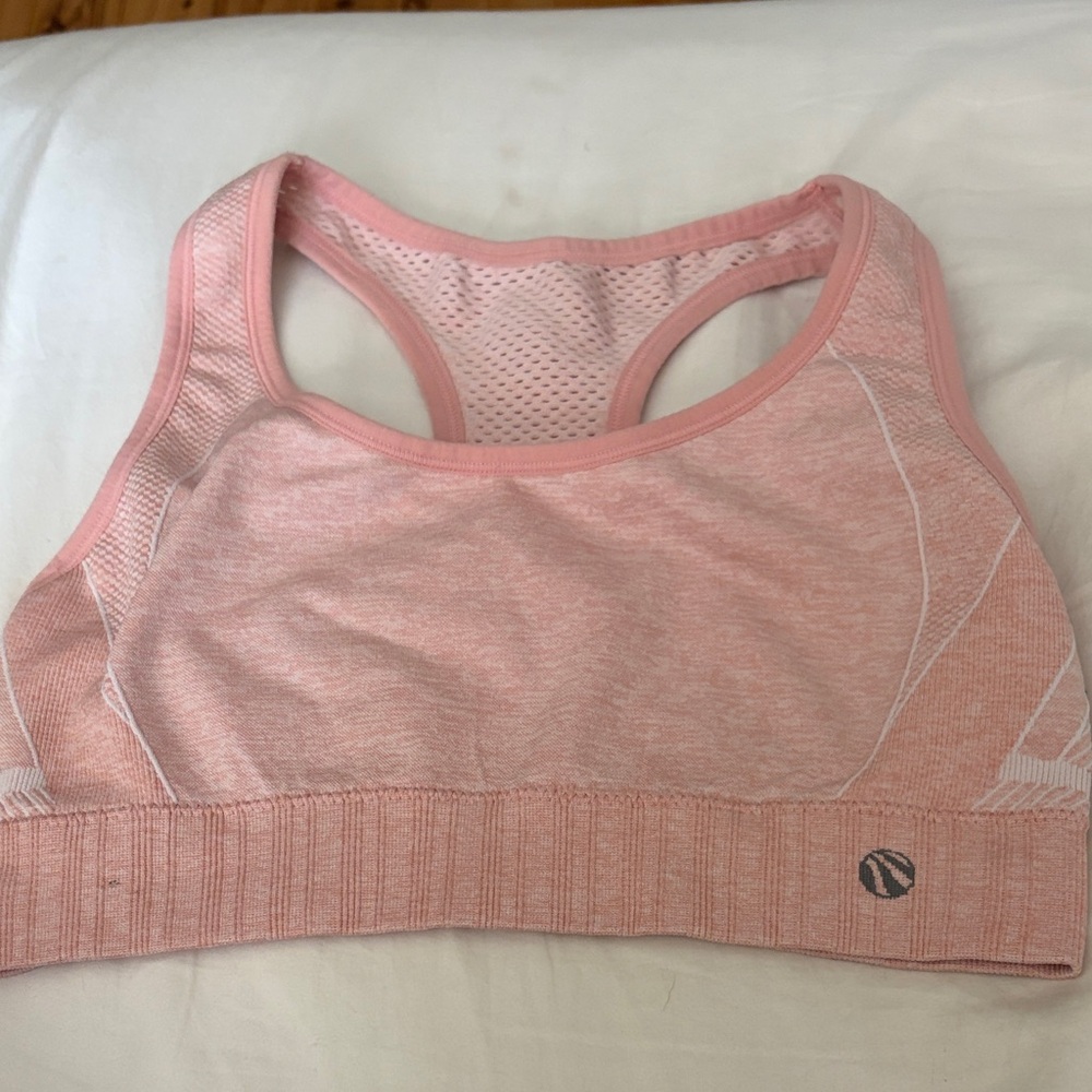 Seamless Pink Sports Bra